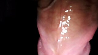 Mi sobrino me manda un video mojando con masturbacion intensa