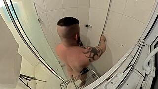 I passionately fuck my muscular girlfriend in the bathroom, fingering her big ass