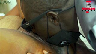 Big cock security man fucks the big ass woman he secures and makes her squirt