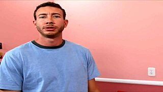 Makayla Cox A Milf With Big Tits Gets Her Pussy Penetrated