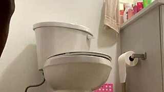 Remi rides that big black cock on the toilet 😏