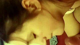 Big ass white girl sucking dick