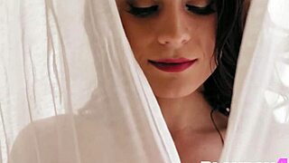 Sexy Blonde MILF Boldly Strips Naked On Beach