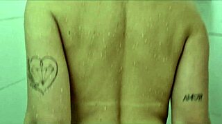 Vem tomar banho comigo!