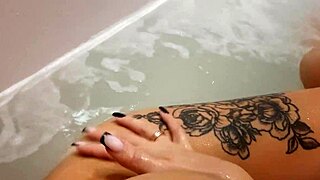 Pretty Woman Masturbates In A Hot Tub - Cumshot Bright And Loud - Watch To The End!