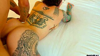 Busty Latina Milf Bianca Bailee Fucked By Gym Trainer's Bbc