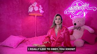 Taluane boom masturbates with anal plug