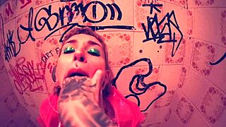 Bia Roman with plug in her ass getting fucked 😍