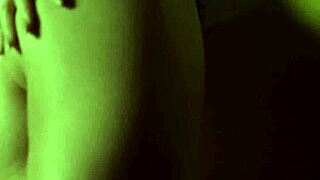 Beautiful blonde teen amelia exposes her stunning body!