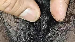 Indian Sexy Desi In Bed Gets Licked And Muff Dived