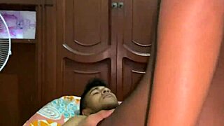 Me follo a la novia de mi hijastra a ver que esta sola en casa