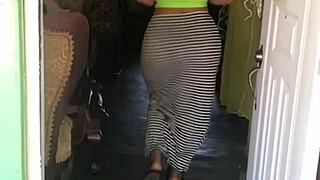 Curvy young prostitute offers enticing services