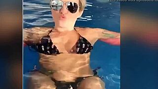 Pensa De Tem Algo Mais Gostoso Que Isso - Esposa Tomando Leitinho Na Boca