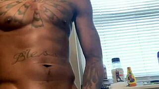 Pornstar Vonni wakes up with big black cock