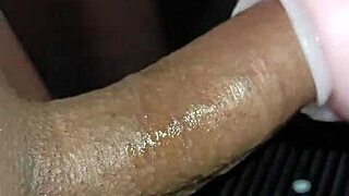 Kissy Offers Her Wet Vagina and Gives a Deep Blowjob