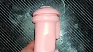 Kissy Offers Her Wet Vagina and Gives a Deep Blowjob