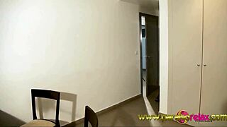 Enfermera Rubia Latina Follando in Cowgirl Riding