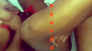 Comendo O Cu E Gozando Nos Peitos