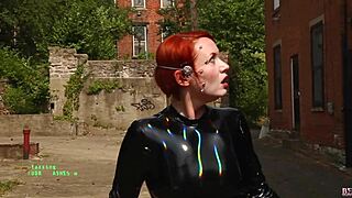 audrey ashes redhead has a massive squirting orgasm!