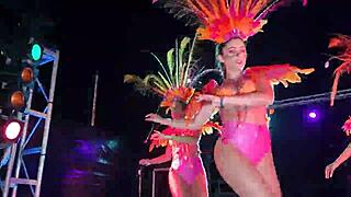 Samb�o 2022 Featuring Models In Leggings And Pantyhose