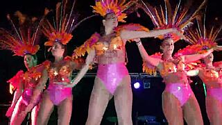 Samb�o 2022 Featuring Models In Leggings And Pantyhose