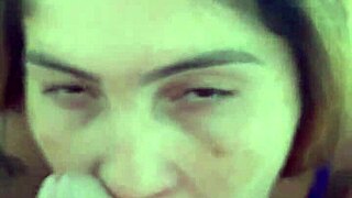 depois que a ruiva safada me contou tudo lambuzei a cara dela