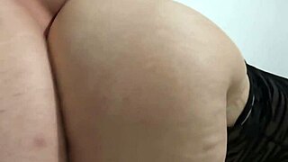 compartiendo cama con cuñada gorda de vacaciones en hardcore fucking