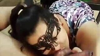 mamada con antifaz deepthroat blowjob