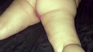 Milf in hot pink thong gets creampied