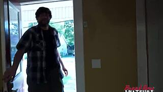 Horny Hotties Jaime Litton and Piper Love Sharing a Dick