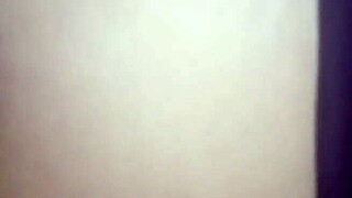 La otaku del salón masturbating in amateur homemade video