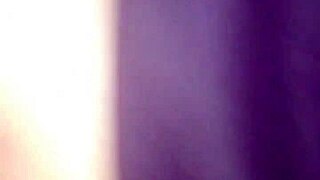 La otaku del salón masturbating in amateur homemade video