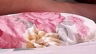 en-chan demonstrates three fingers technique part 3