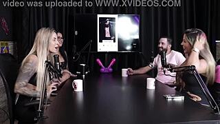 Who did she match with on Tinder? Juli Figueiró and Felipe Larrossa in sheer red!