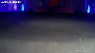 i'm breeding blonde taylor vixxen with my big cock