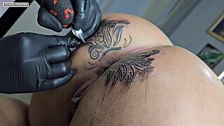Modificando A Tatuagem Em Volta Do Meu Cu Agora Ficou Maior Que Antes