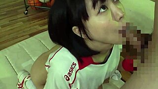 I can't believe this Japanese huge-breasted volleyball club member's secret practice video