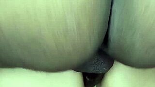 meu amante meteu tao forte no meu cu que tava me cagando e meu corno filmando