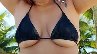 She wore a short bikini and headed to the beach seeking a guy