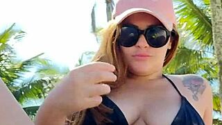 She wore a short bikini and headed to the beach seeking a guy