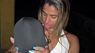 Beautiful Wife Is Fucking A Stranger Right On The Public Road In RJ!