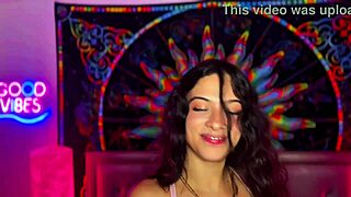 Sexy petite luxe la fox begs for creampie bbc intensely.