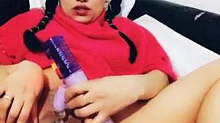 Latina amateur enjoys dildo play with intense squirting