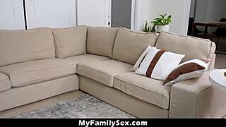 Stepdaughter madison summers wants a santa as a boyfriend so stepdad and stepmom casca akashova completes her wish - myfamilysex