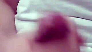 i give a nice wank if you want more text me on wapp for my number email juanchozalez2006 at gmail dot com