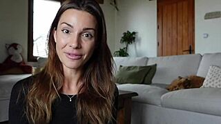 Cum eating instruction cei tutorial with roxy fox