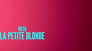 oui mi like sex very much - petite 18+ blonde