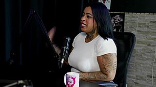 explicou a diferença entre garota de programa e criadora de conteúdo foi compilado se expor na internet enganou o ex e o fetiche marcelly mello sheer red