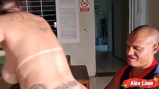 Massage House Employee Gives Ass To Client