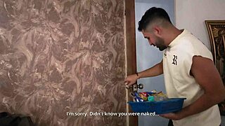 Venezuelan Milf Kylei Eliish Seduces Room Service and Rides Him Wildly in Hotel